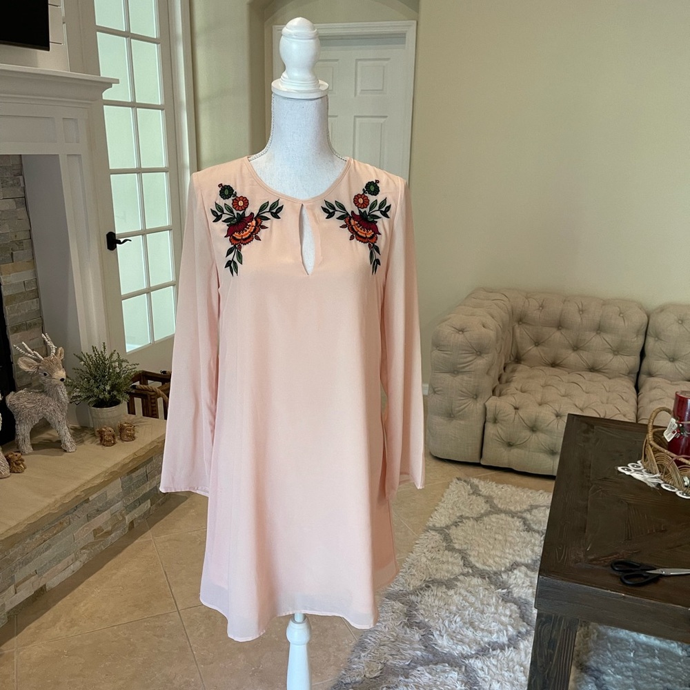 Glamorous Pink Embroidered Dress Size 12